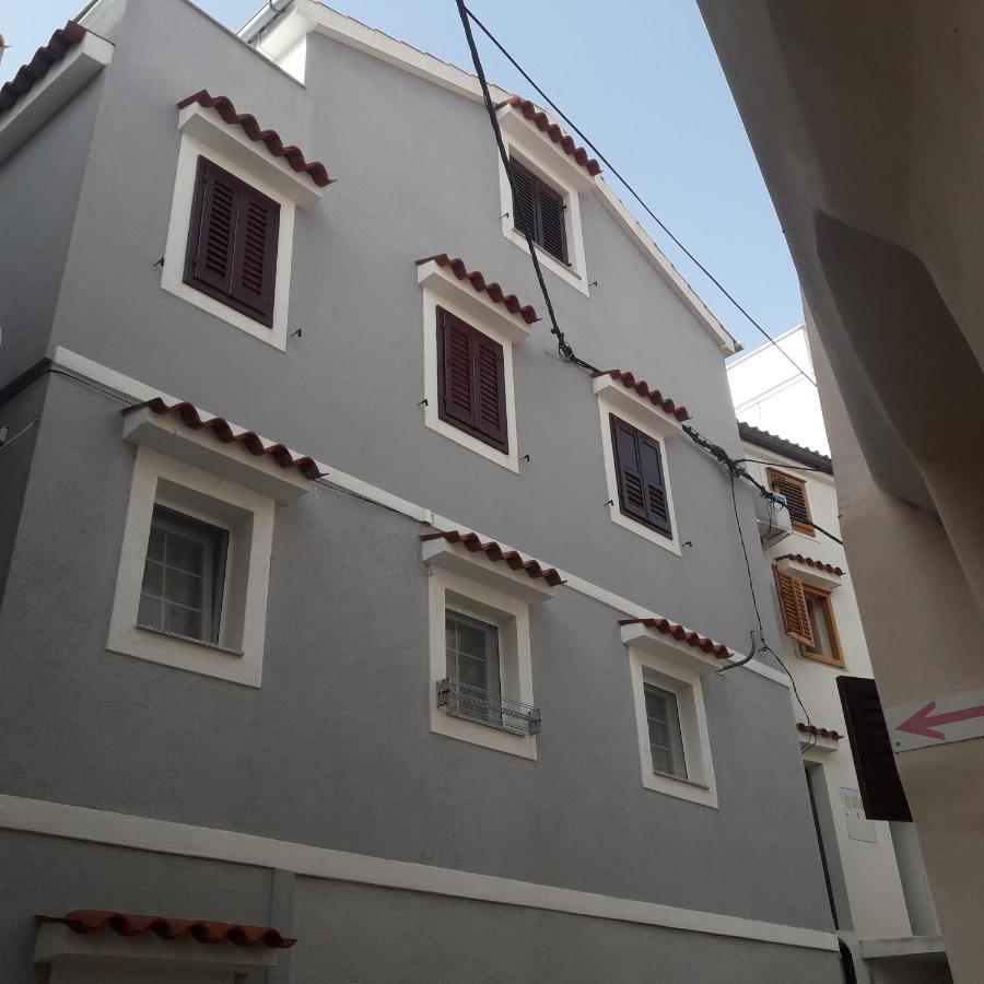 Apartman Dinka 巴斯卡 外观 照片